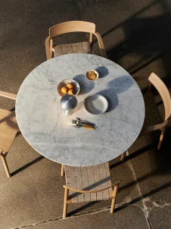 Betty TK9 Spisebordsstol, eg fra &Tradition