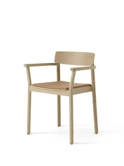 Betty TK11 Spisebordsstol, eg/cognac læder fra &Tradition