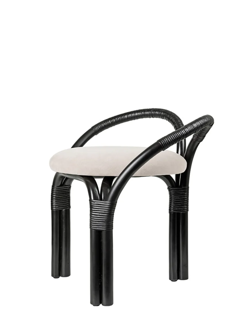 Bistra Stool fra GUBI