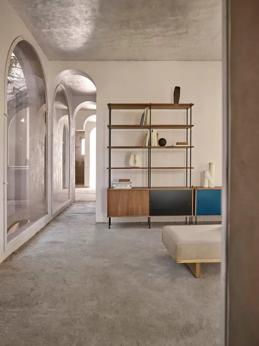 BM0253-4 Reol af Børge Mogensen