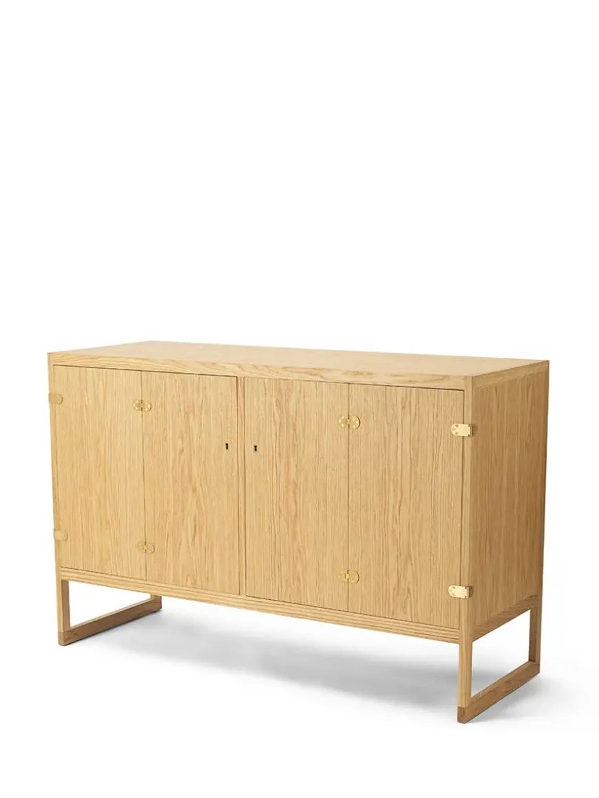 BM0057 Skænk af Børge Mogensen