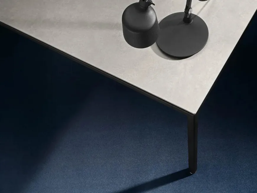 Bord, medium fra Vipp