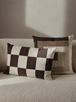 Border Patchwork Cushion fra Ferm Living