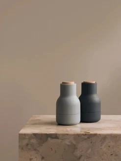 Bottle Grinder Small, blues fra Audo Copenhagen