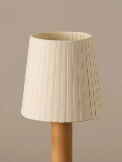 Básica M1 Bordlampe fra Santa and Cole