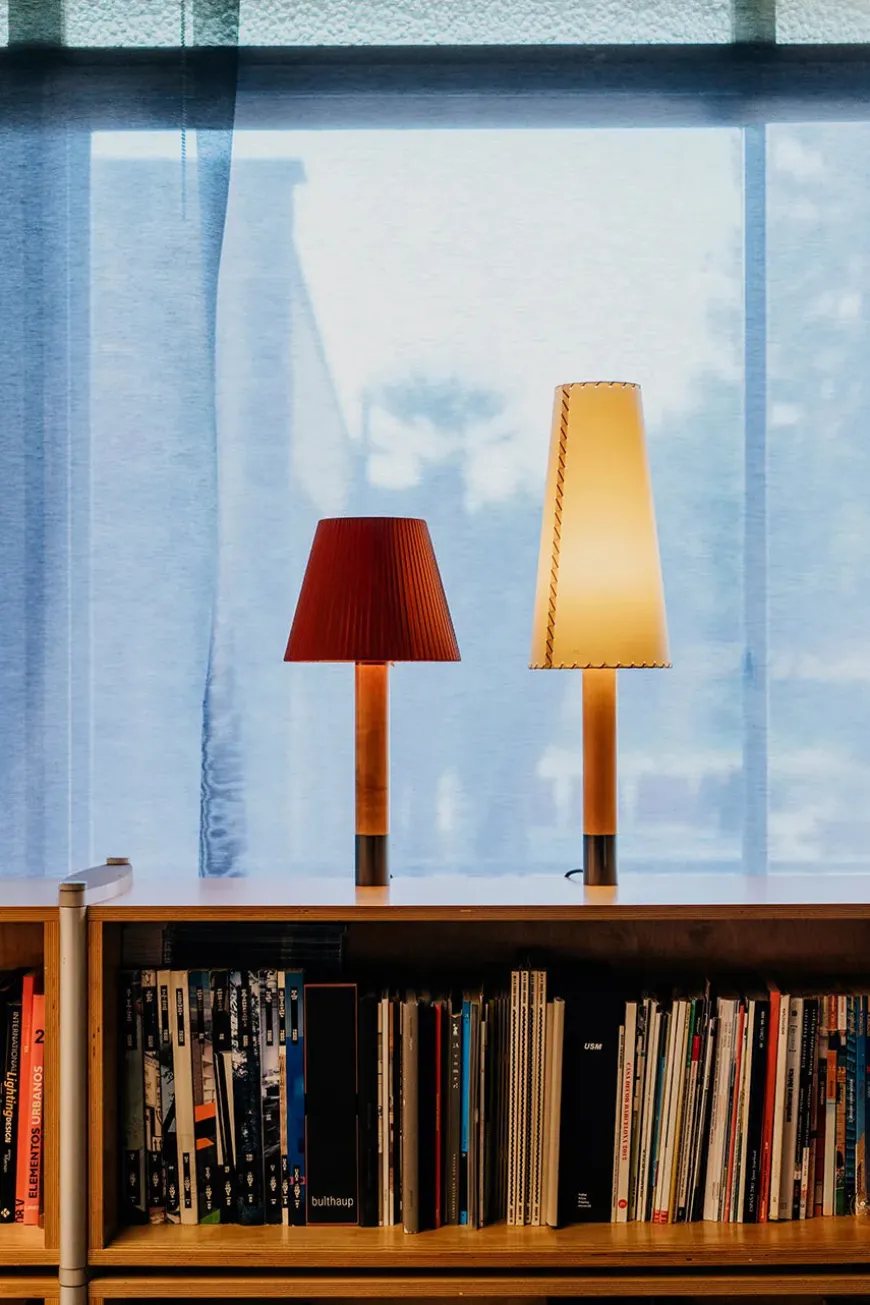 Básica Mínima Batería Lampe fra Santa and Cole