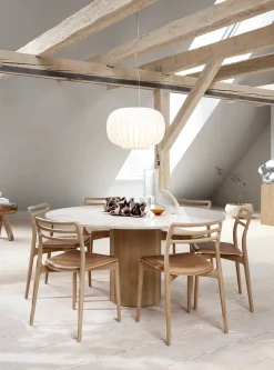 Cabin bord Ø150, beige marmor fra Vipp