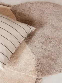 Calm pude 78x78 cm fra Ferm Living