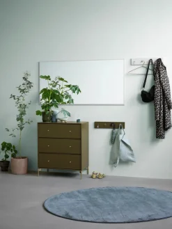 Carry Kommode inkl. sokkel fra Montana