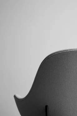 Catch Lounge Chair JH13 fra &Tradition