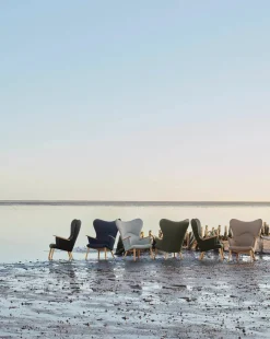 CH78 Mama Bear af Hans J. Wegner