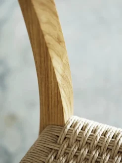 CH23 Spisestol, eg hvidolie af Hans J. Wegner