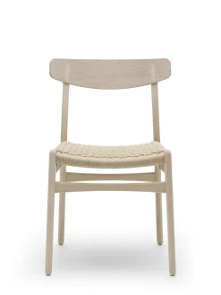 CH23 Spisestol, valnød olie af Hans J. Wegner