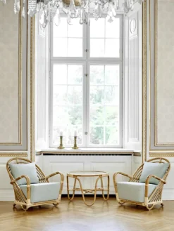 Charlottenborg Lænestol af Arne Jacobsen