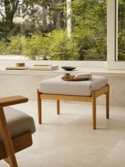 CH290F skammel, eg olie af Hans J. Wegner