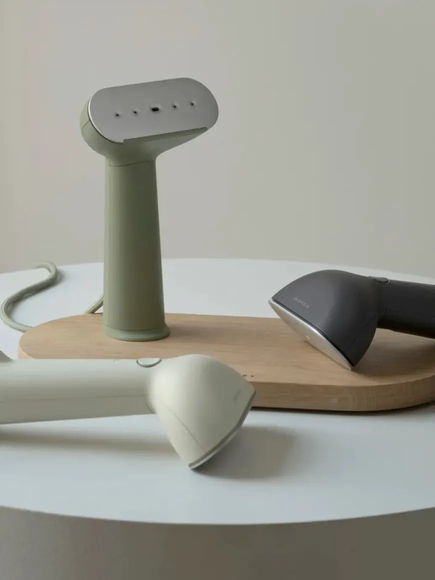 Cirrus No.3 Iron Steamer, Charcoal fra Steamery Stockholm