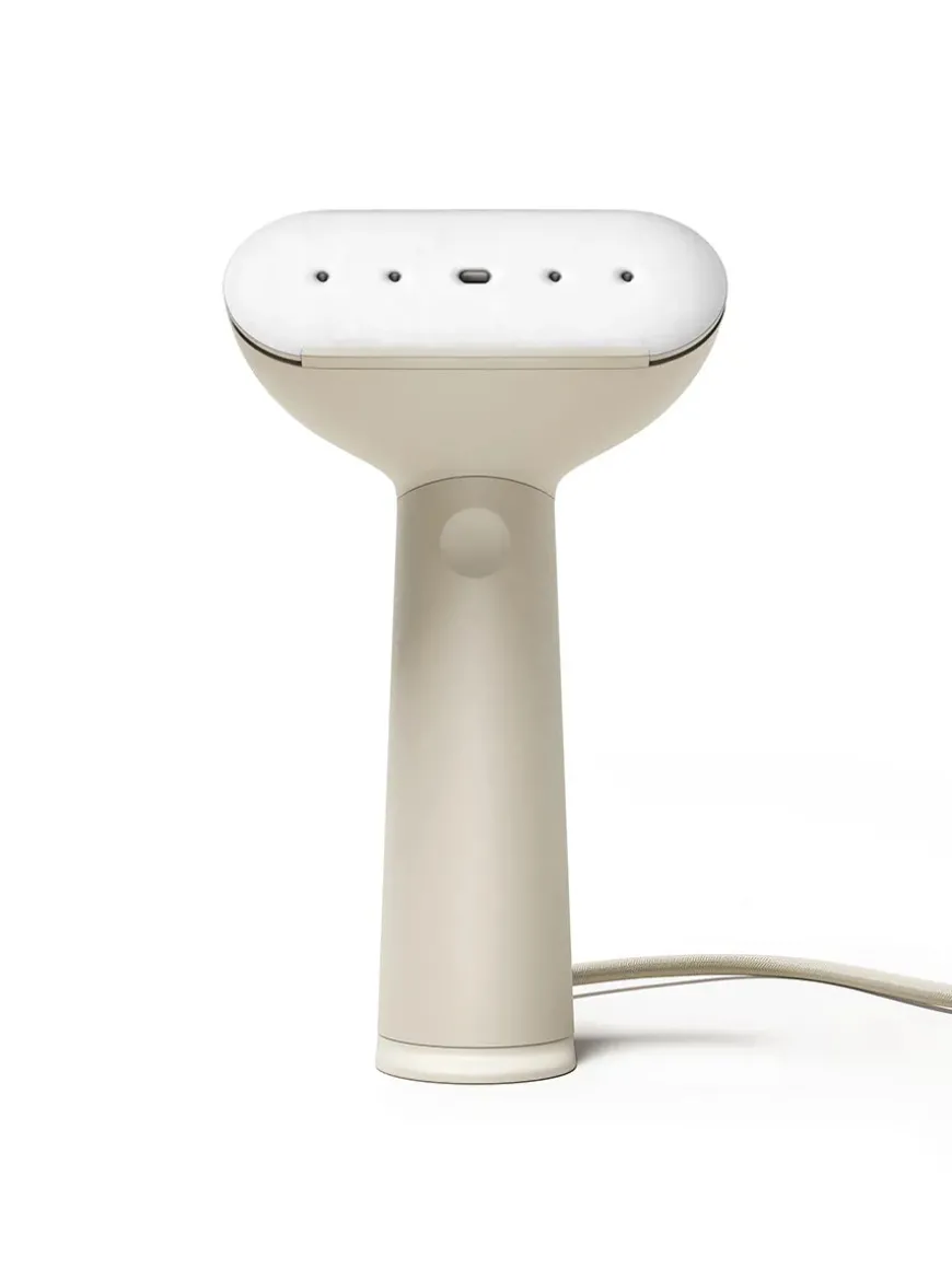 Cirrus No.3 Iron Steamer, Sand fra Steamery Stockholm