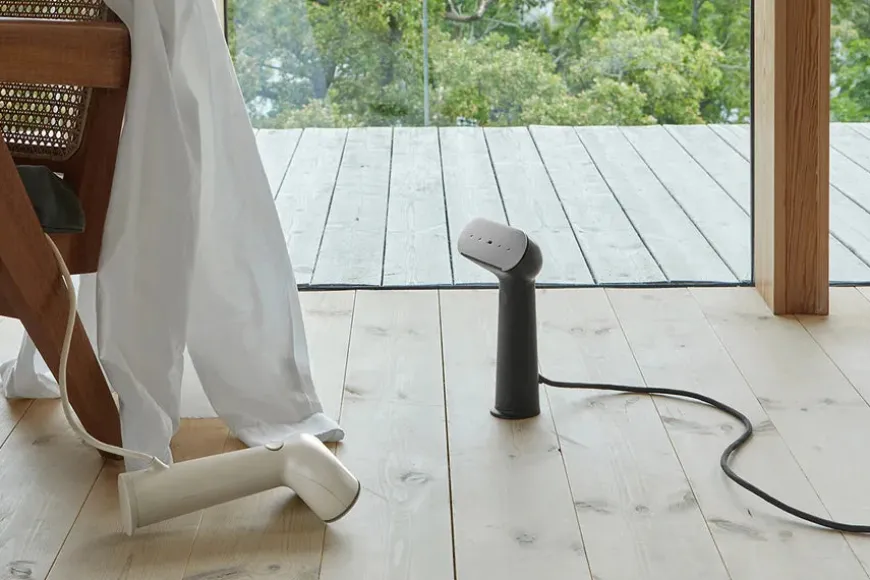 Cirrus No.3 Iron Steamer, Sand fra Steamery Stockholm