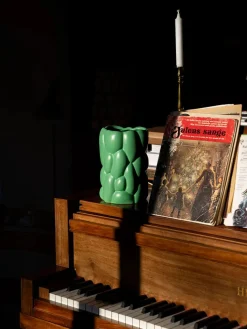 Cloud Vase, sloe green fra raawii