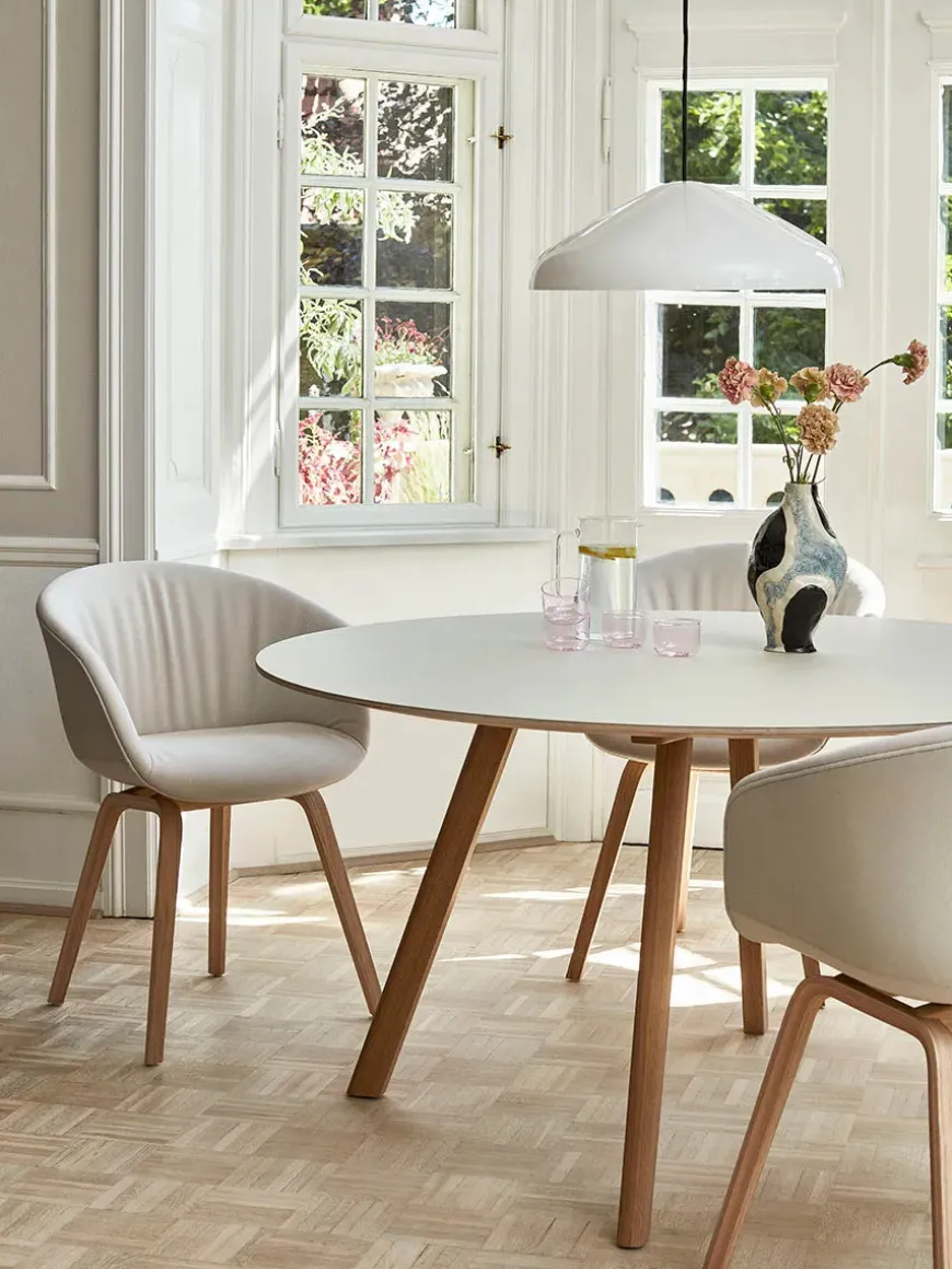 Copenhague CPH25 Bord, Ø140 cm fra Hay