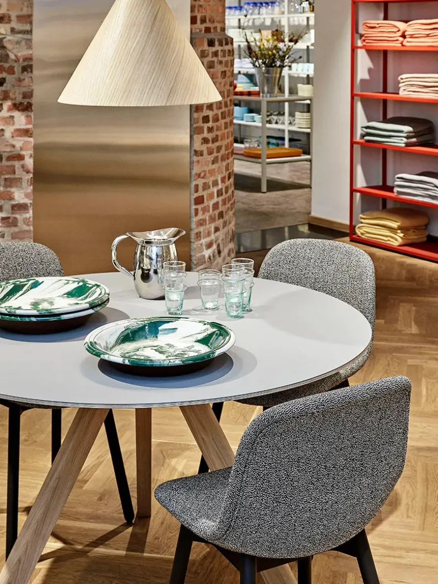 Copenhague CPH20 Bord, Ø120 cm fra Hay