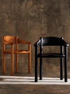 Daumiller Armchair, black fra GUBI