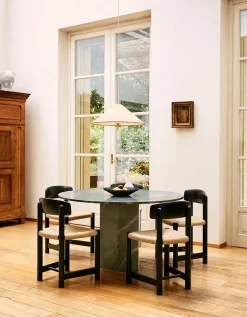 Daumiller Side Chair, black pine fra GUBI