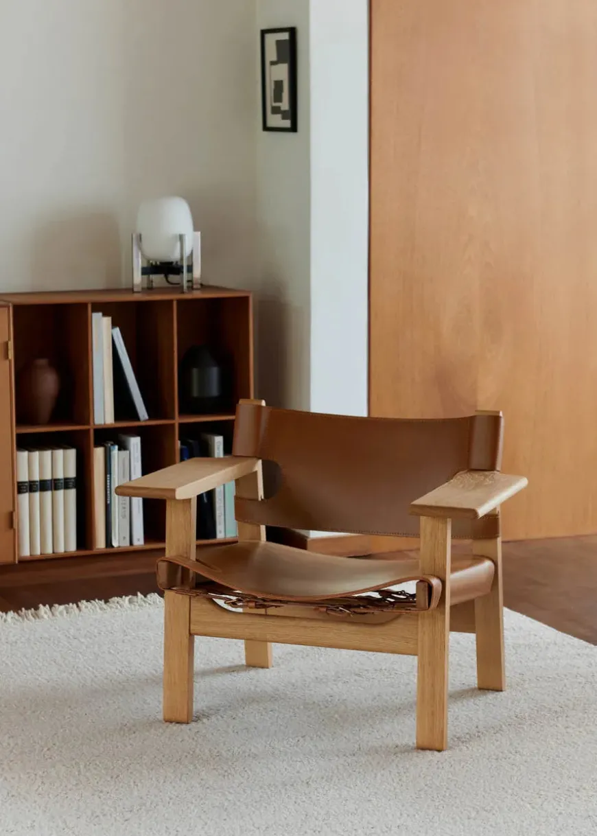 Den Spanske Stol i mørkebrun læder, Røget eg olie af Børge Mogensen