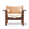 Den Spanske Stol i naturfarvet læder, valnød olie af Børge Mogensen