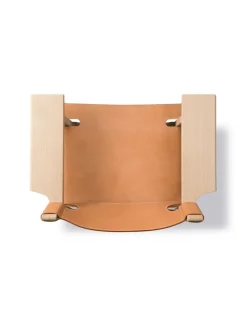 Den Spanske Stol i naturfarvet læder, valnød olie af Børge Mogensen