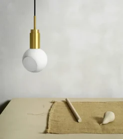 Donya Pendel, opal fra Anour