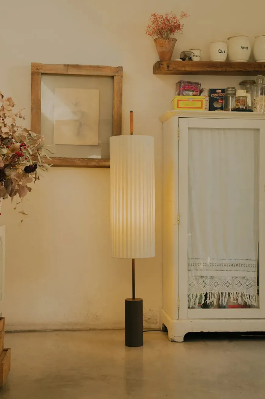 Dórica Gulvlampe fra Santa and Cole