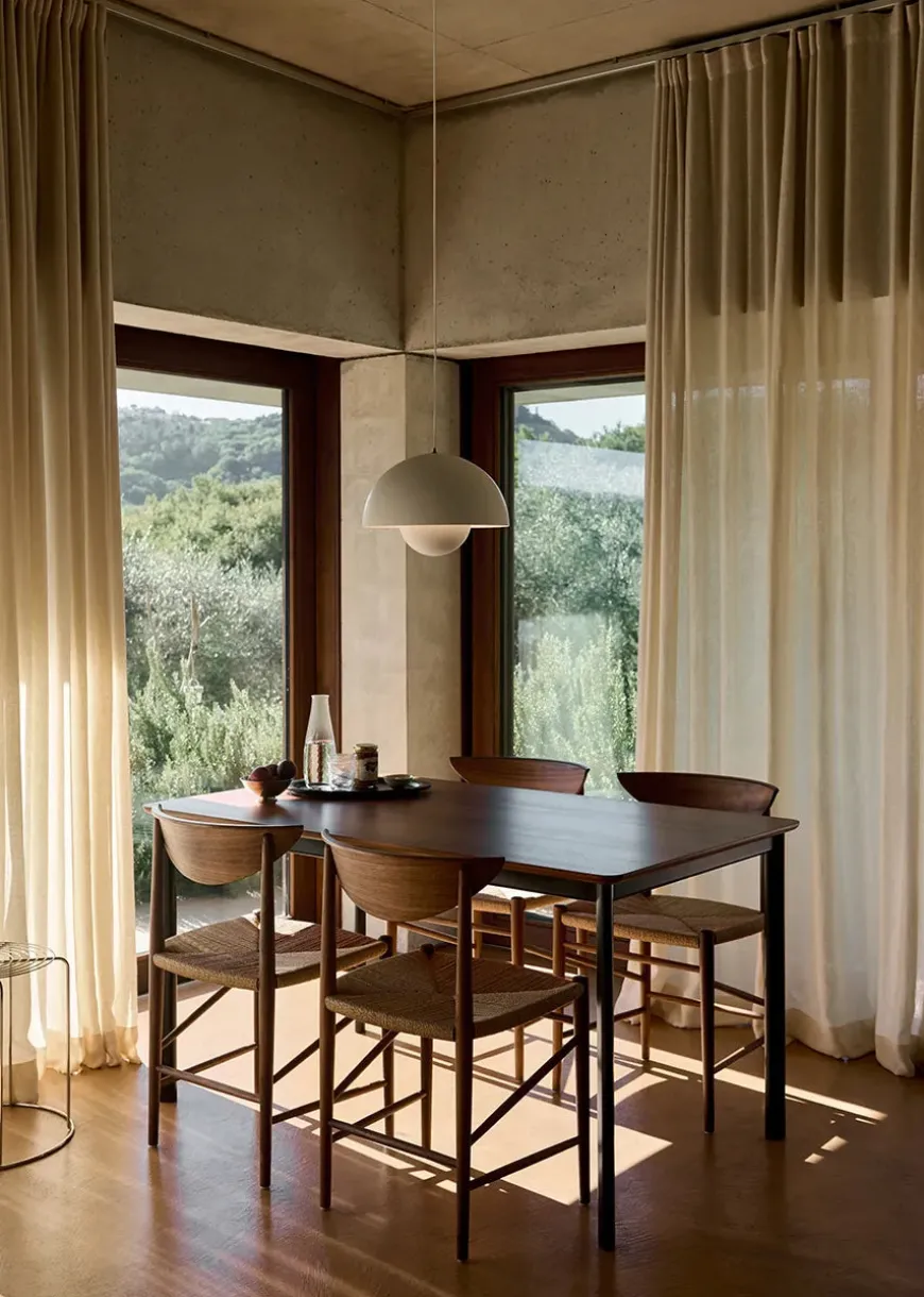 Drip Spisebord HW115 fra &Tradition