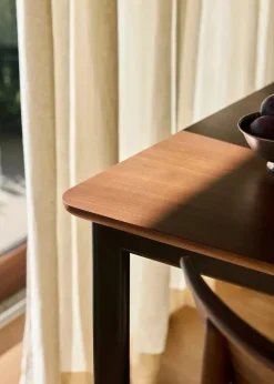 Drip Spisebord HW115 fra &Tradition