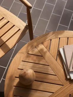 E022 Havebord, Ø80 fra Carl Hansen & Søn