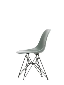 Eames Fiberglass Chair DSR, sortlakeret fra Vitra