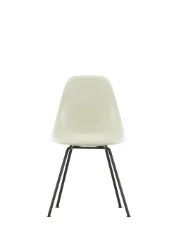 Eames Fiberglass Chair DSX, sortlakeret fra Vitra
