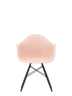 Eames Plastic Armchair DAW, sortlakeret ahorntræ fra Vitra