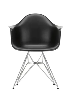 Eames Plastic Armchair DAR, forkromet fra Vitra