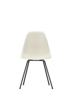 Eames Plastic Side Chair DSX, sort pulverlakeret fra Vitra