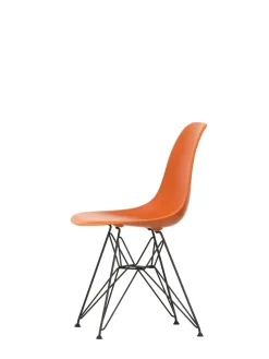 Eames Plastic Side Chair DSR, sort pulverlakeret fra Vitra