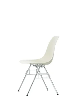 Eames Plastic Side Chair DSS, stabelbar fra Vitra