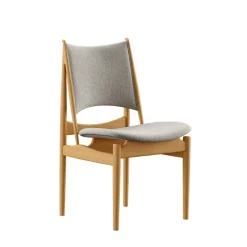 Egypterstol, valnød af Finn Juhl