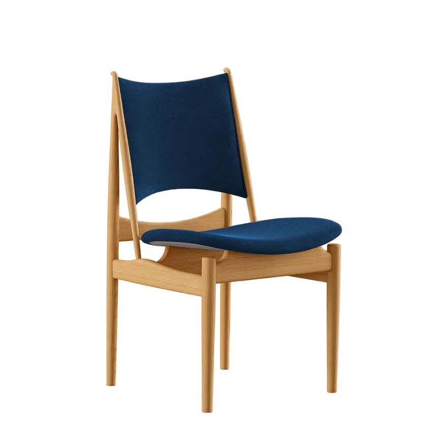 Egypterstol, valnød af Finn Juhl