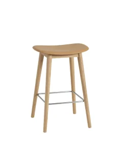 Fiber Bar Stool Wood fra Muuto