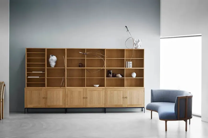 FK63 Kabinet med ben fra Carl Hansen & Søn