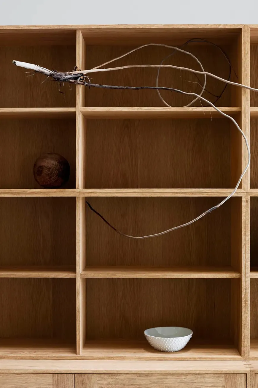 FK63 Kabinet med ben fra Carl Hansen & Søn