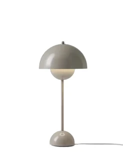 Flowerpot VP3 bordlampe af Verner Panton