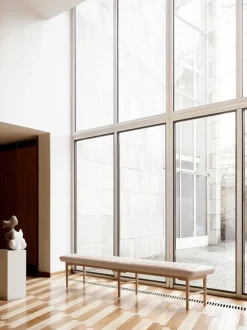 Foyer Bænk af Vilhelm Lauritzen