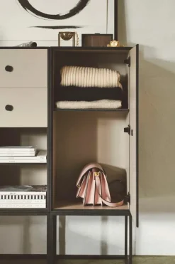 Frame 70 inkl. 2 skuffer og 1 hylde fra Audo Copenhagen